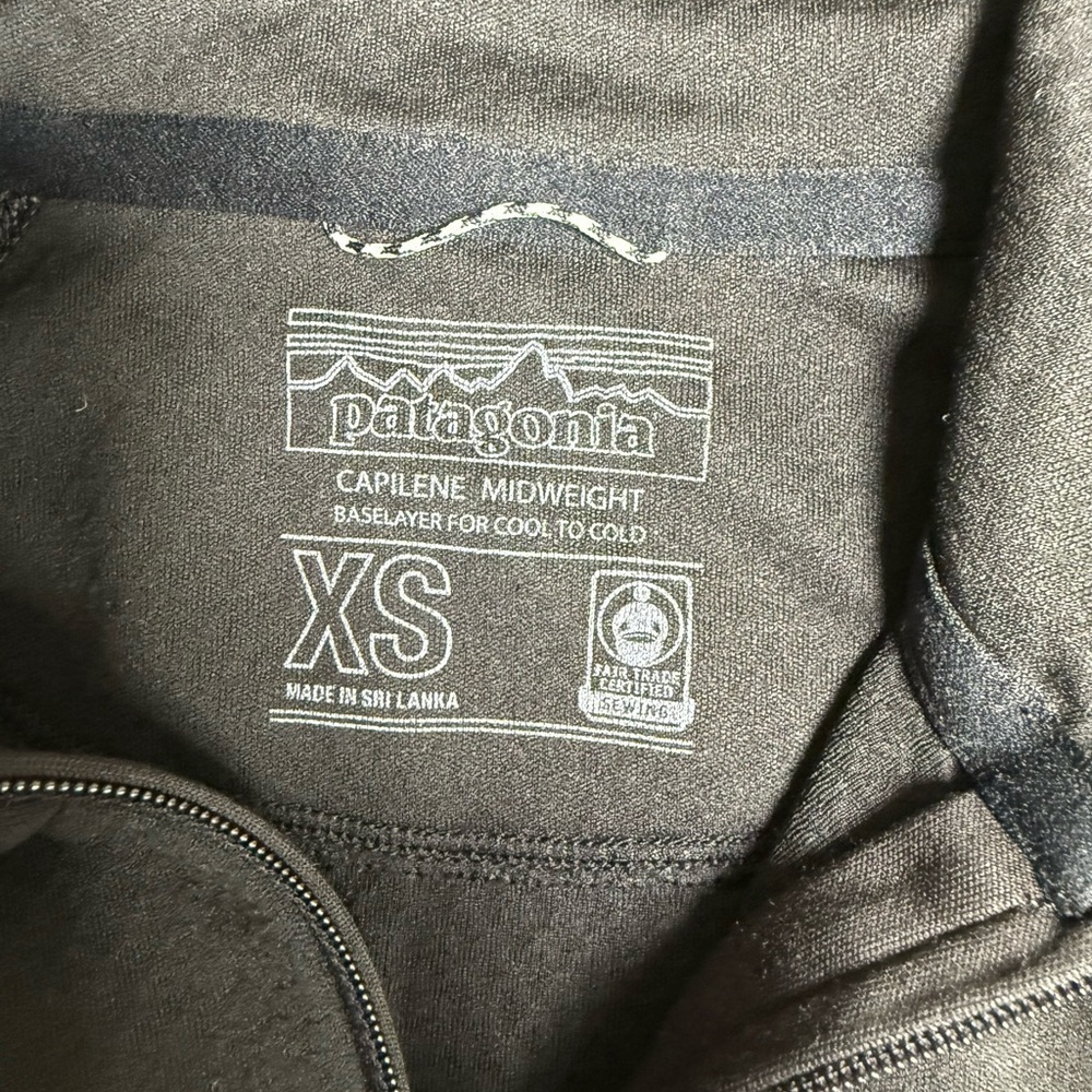 Patagonia Capilene Midweight Quarter Zip Pullover Black XS - Picture 6 of 7
